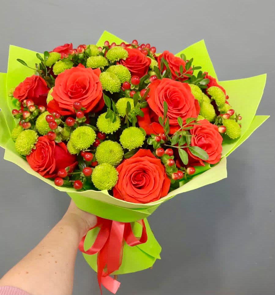 Букет цветов из: Хризантемы и Розы в Полтавском