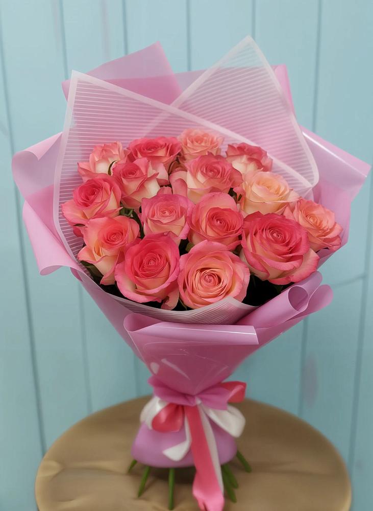 Букет 15 Розовых роз Равель в Полтавском