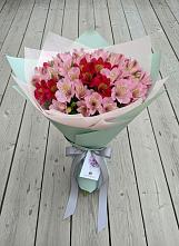 Букет цветов из:  Альстромерии в Полтавском