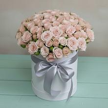 Цветочная композиция из Розы в шляпной коробке в Полтавском