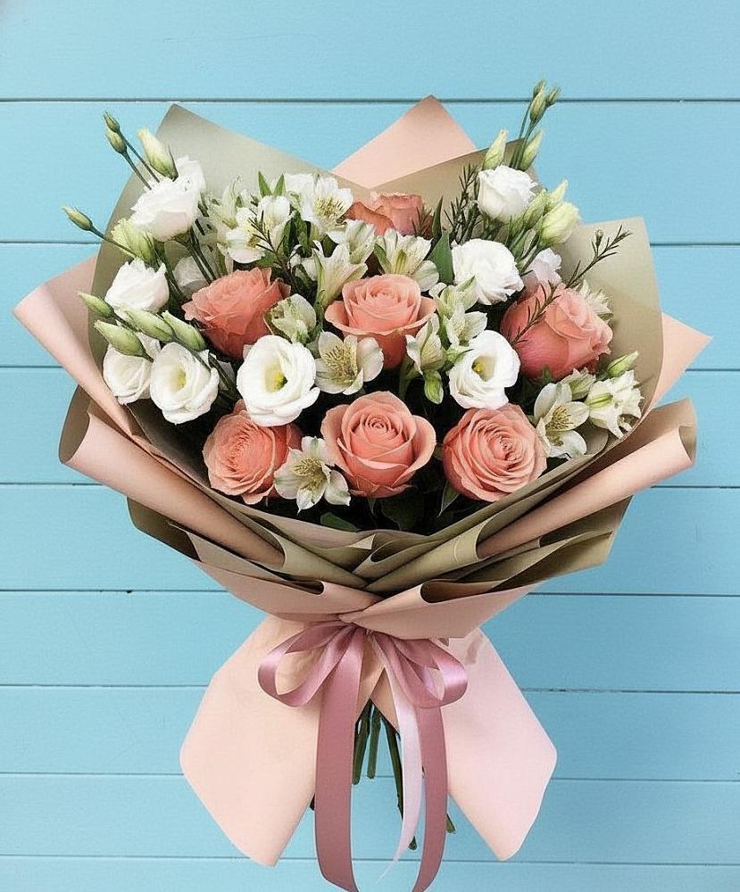 Букет цветов из: Розы, Альстромерии и Лизиантусы в Полтавском