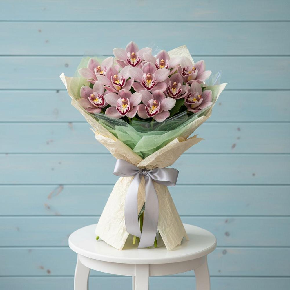 Букет цветов из: Орхидеи и Розы в Полтавском