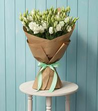 Букет цветов из:  Лизиантусы в Полтавском