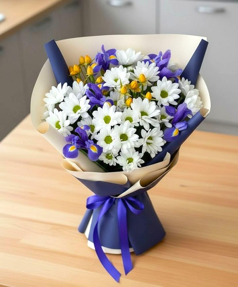 Букет цветов из: Розы, Ирисы и Хризантемы в Полтавском