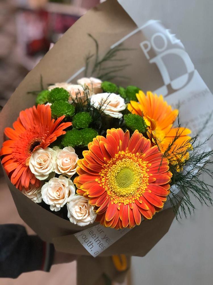 Букет цветов из: Герберы, Хризантемы и Розы в Полтавском