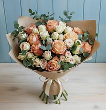 Букет цветов из:  Альстромерии и Розы в Полтавском