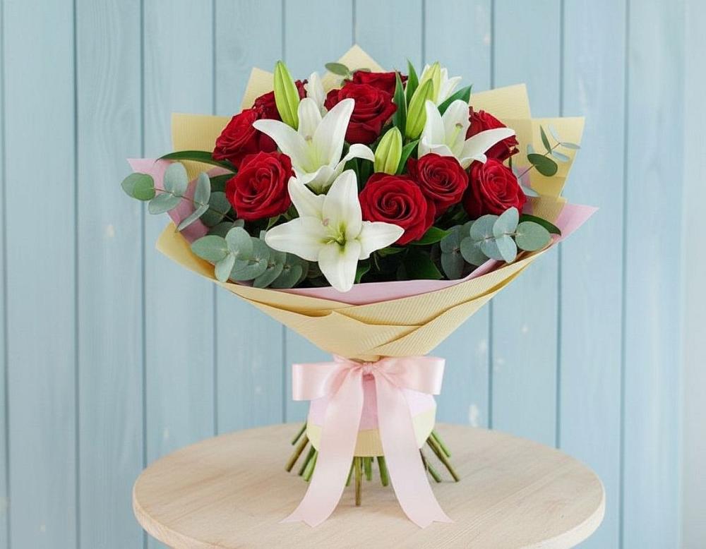 Букет цветов из: Лилии и Розы в Полтавском